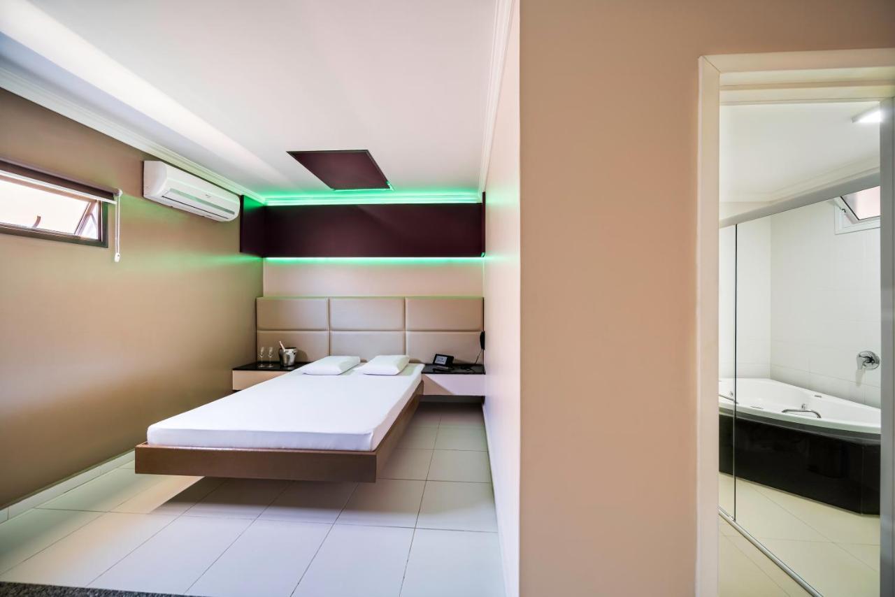 Savanas Motel ปอนตากรอสซา ภายนอก รูปภาพ